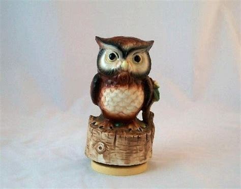 Vintage Sankyo Japan Owl Music Box 